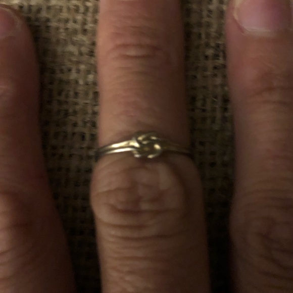 Small knot ring - Picture 2 of 4